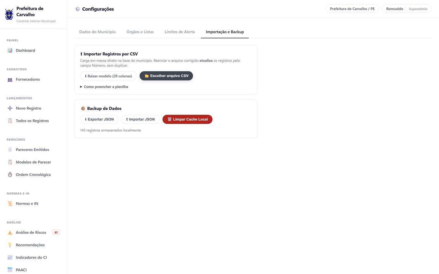 Aba Importação e Backup, com o modelo CSV e a exportação em JSON